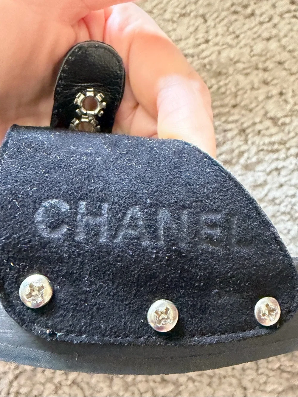 VTG Chanel suede/wood sandals